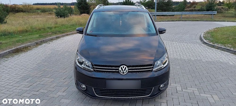 Volkswagen Touran - 17