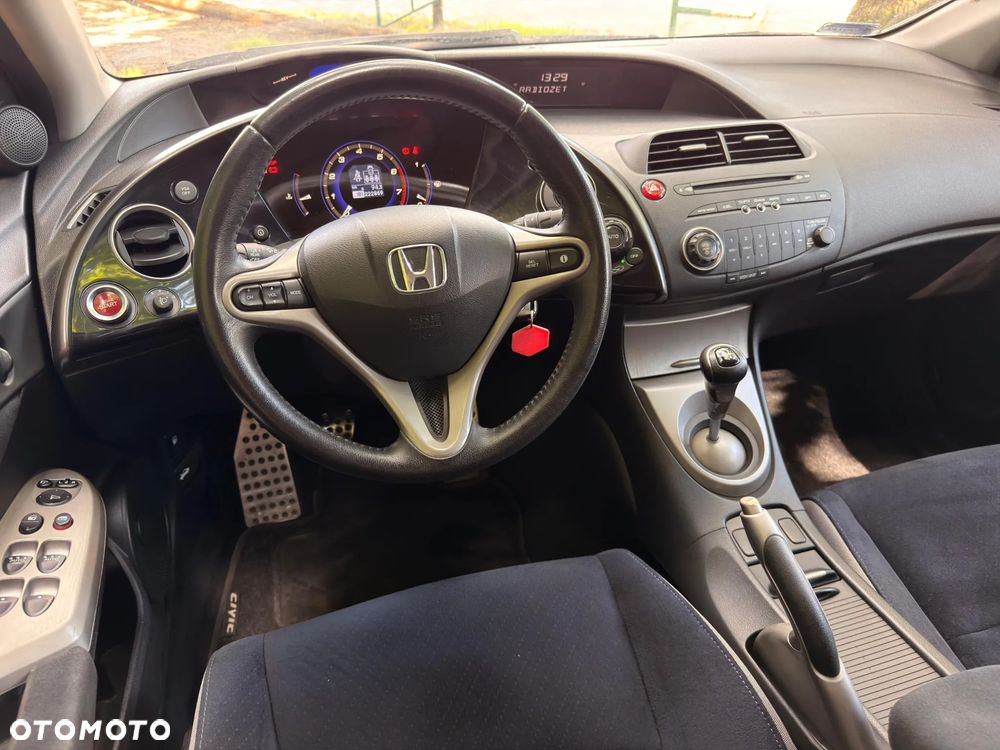 Honda Civic - 25