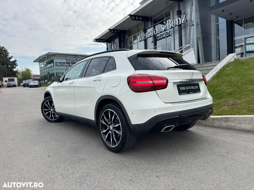 Mercedes-Benz GLA 200 d 4MATIC 7G-DCT Style - 4