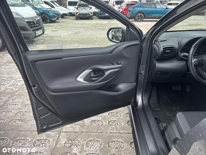 Toyota Yaris Hybrid 1.5 Comfort - 12