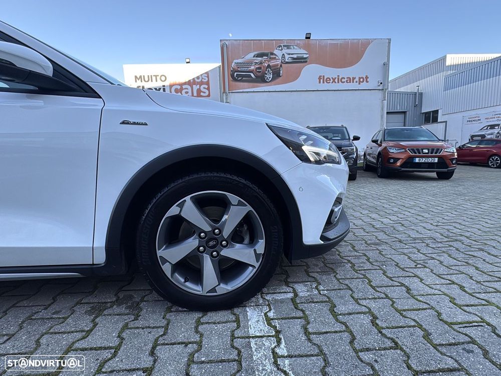 Ford Focus 1.0 EcoBoost Active X - 10