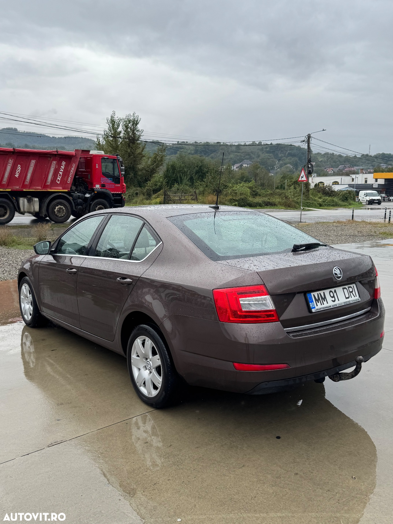 Skoda Octavia 1.6 TDI Ambiente DSG - 4
