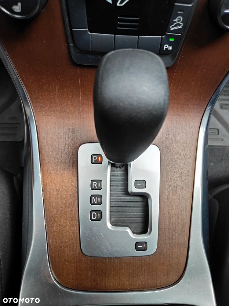 Volvo XC 70 - 20