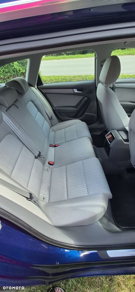 Audi A4 Avant 2.0 TDI DPF Ambition - 4