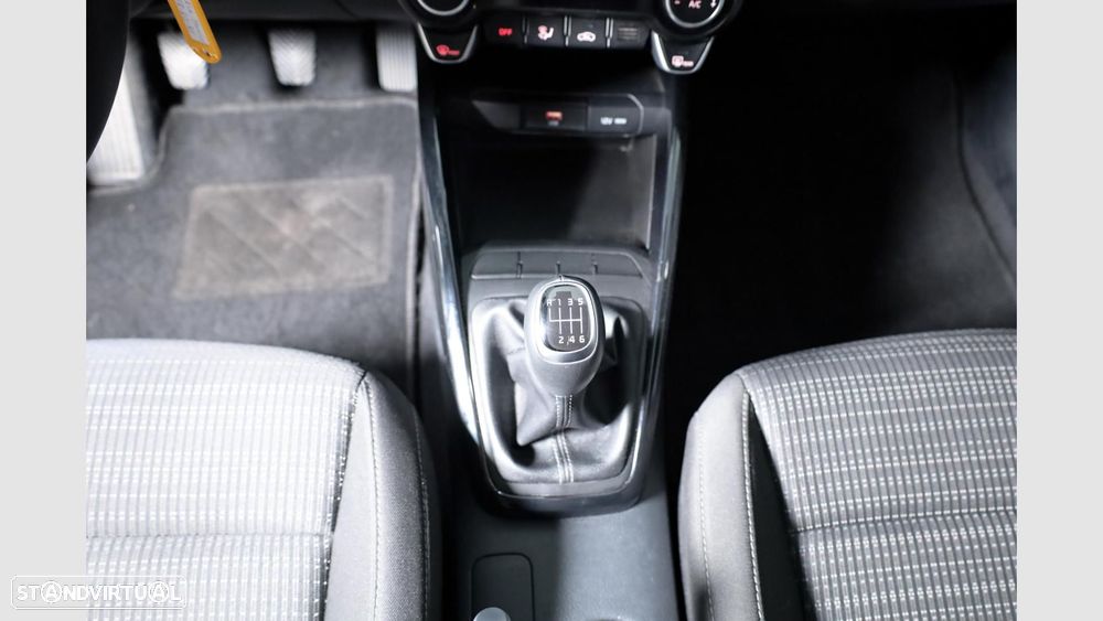 Kia Stonic 1.0 T-GDI Drive — fotografia 14