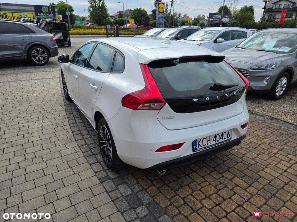 Volvo V40 - 9