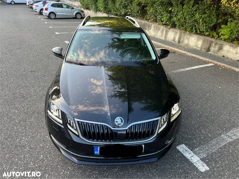 Skoda Octavia 2.0 TDI DSG Style - 1