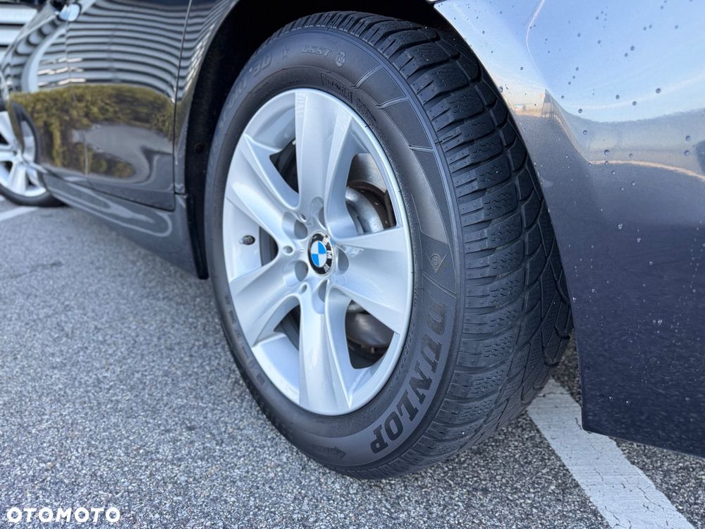 BMW Seria 5 520d - 28