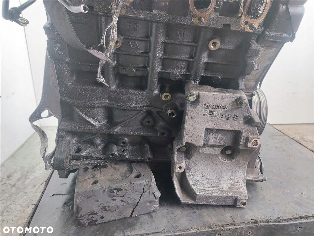 Silnik słupek diesel VW Passat  B5 FL 1.9TDI 130KM KOD: AVF 2000-2005R - 12