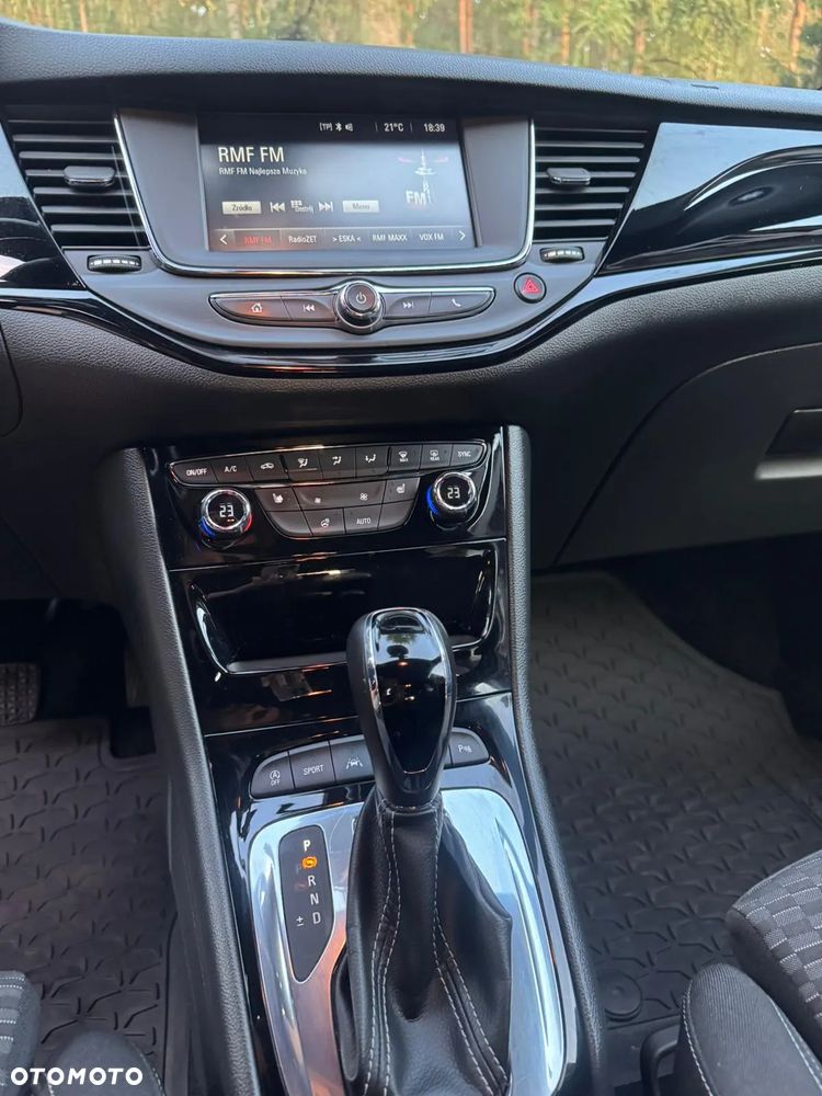 Opel Astra 1.6 Turbo Start/Stop Automatik Sports Tourer Innovation - 15