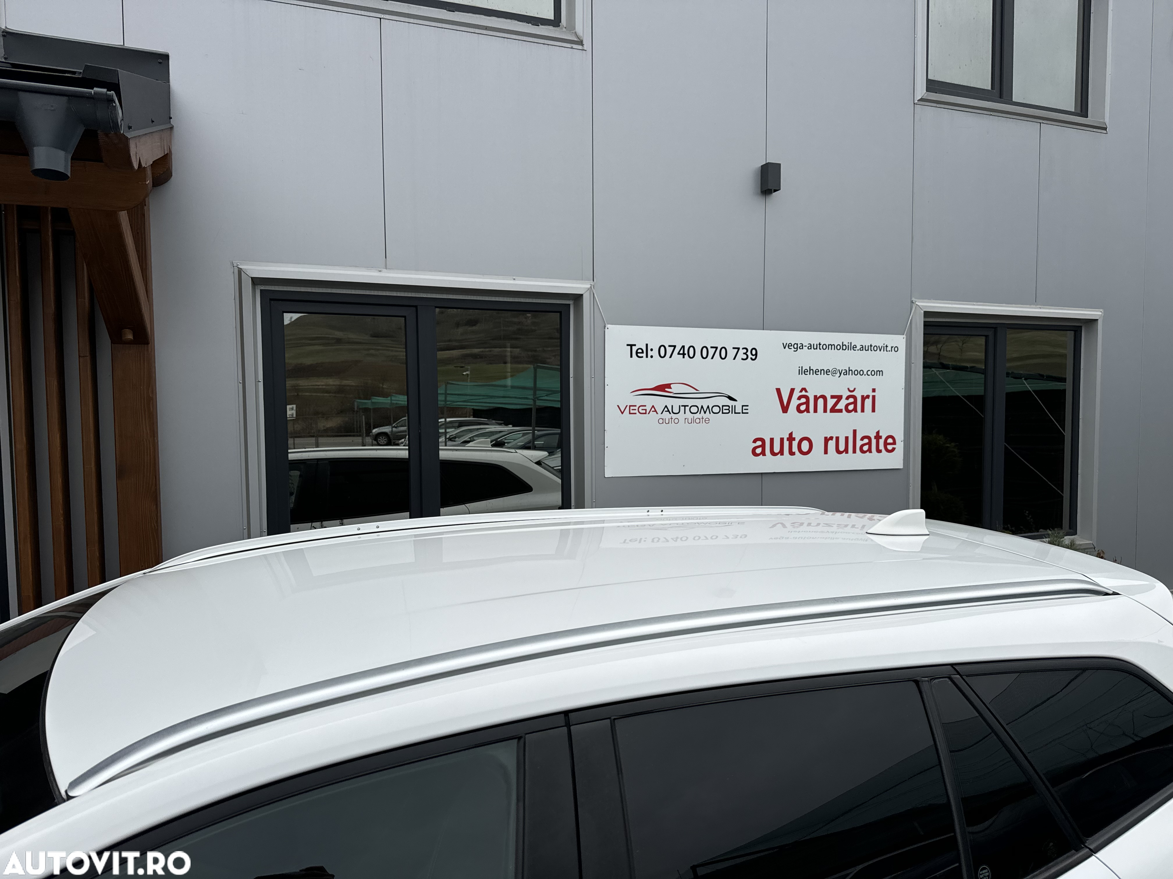 Toyota Corolla 1.8 HSD Business - 17