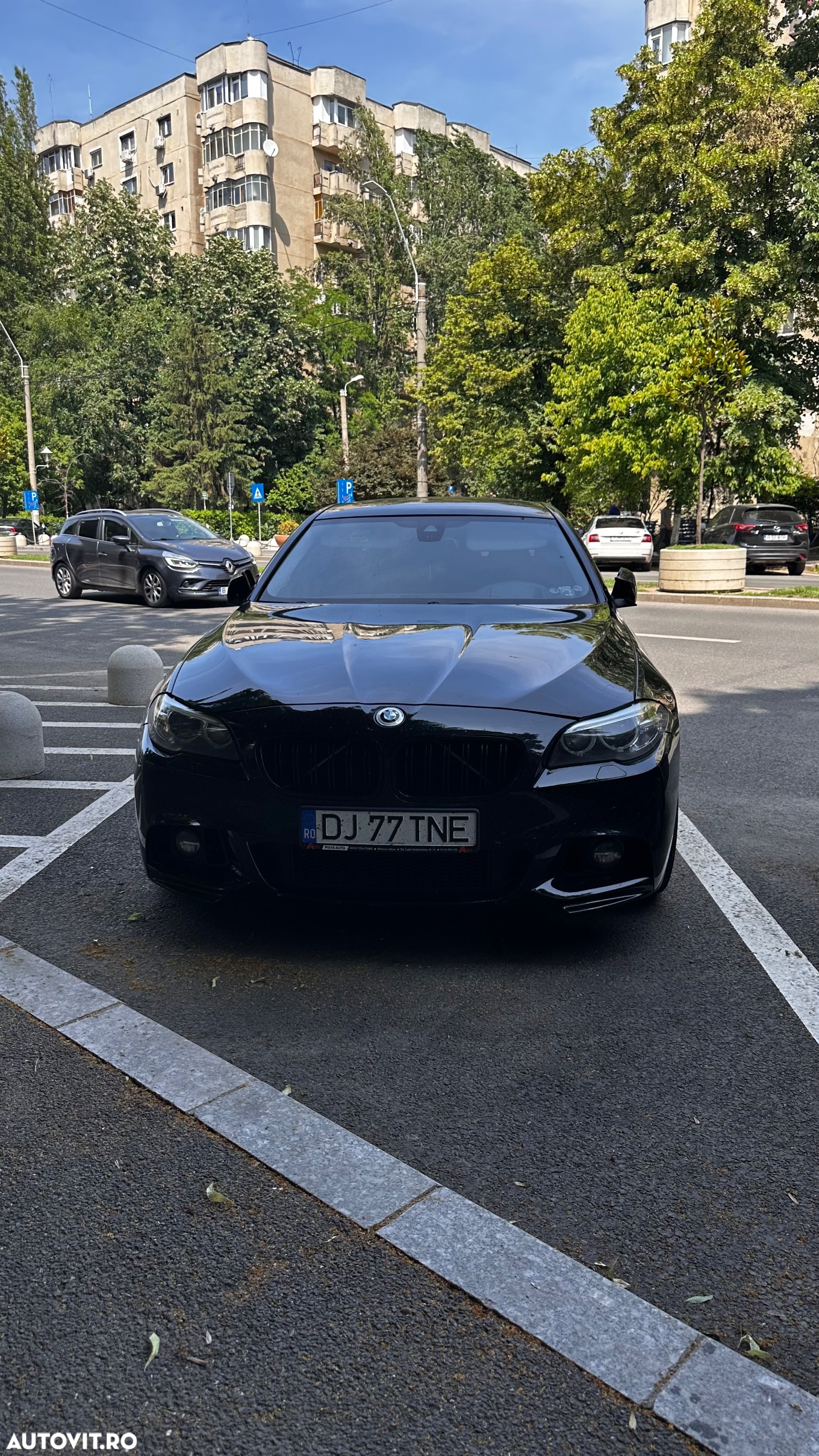 BMW Seria 5 530d xDrive - 8
