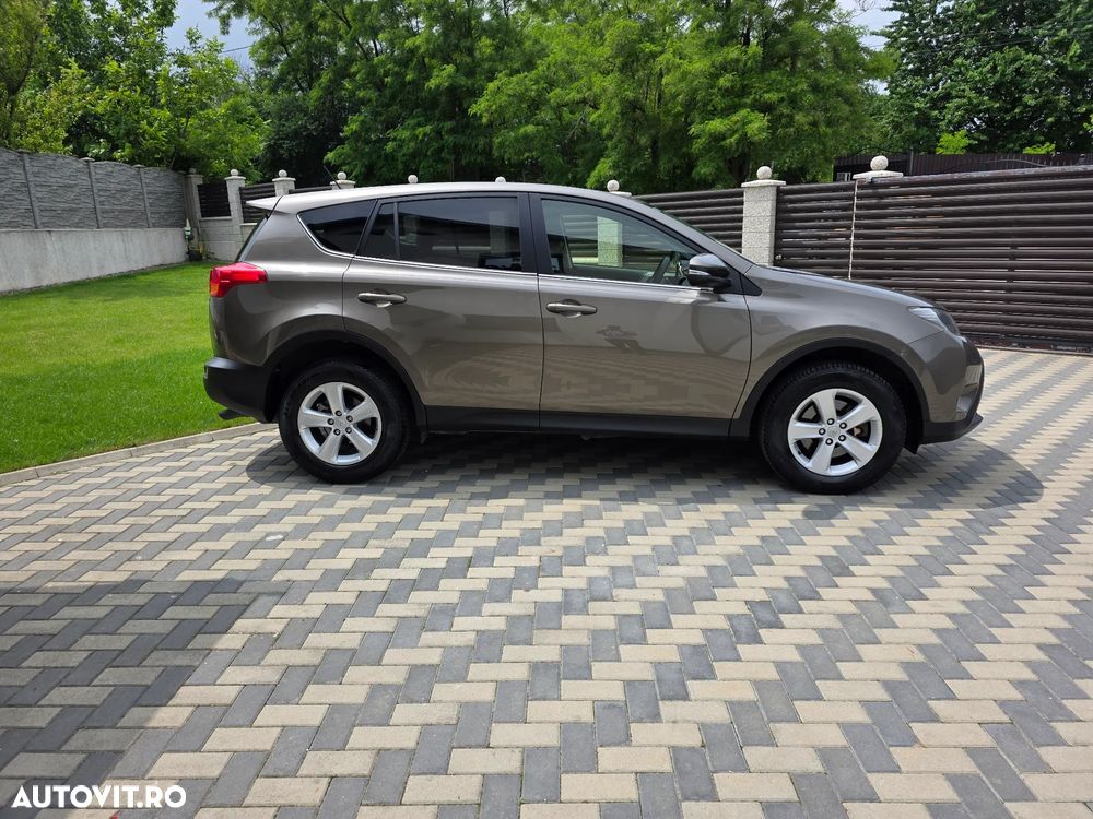 Toyota RAV4 2.0 D-4D 2WD Executive - 3