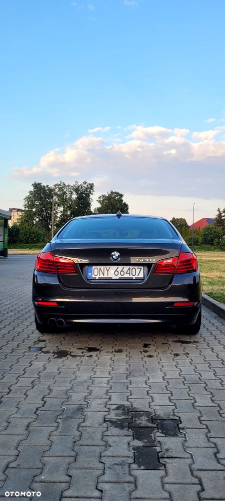 BMW Seria 5 528i xDrive - 3