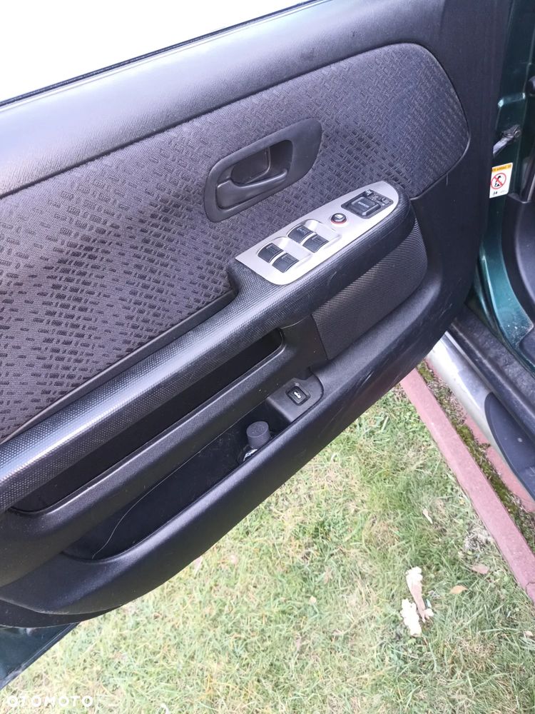 Honda CR-V 2.0i LS - 8