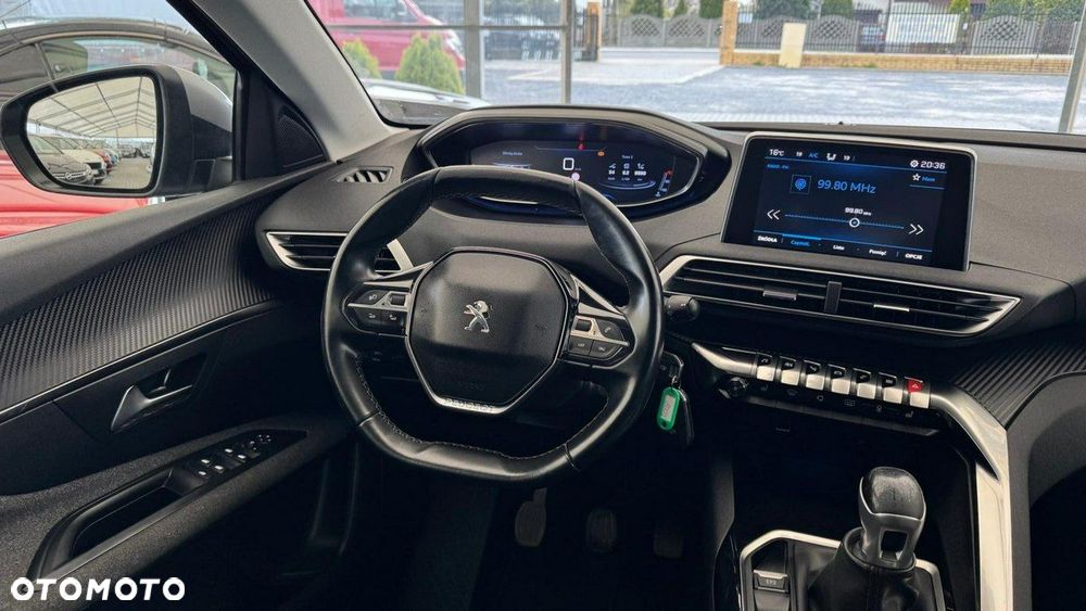 Peugeot 3008 1.2 PureTech Road Trip S&S - 36