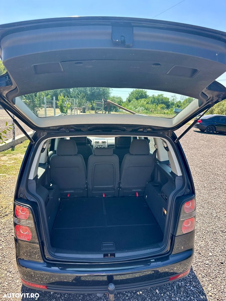 Volkswagen Touran 1.4 TSI Freestyle - 17