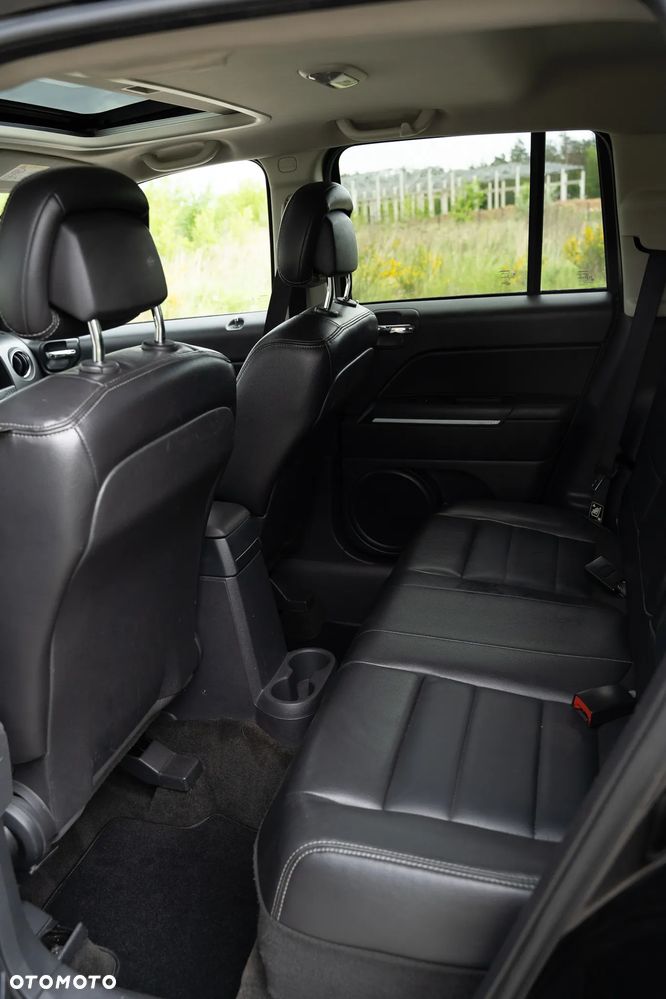 Jeep Compass 2.2 CRD 4x4 Sport - 32