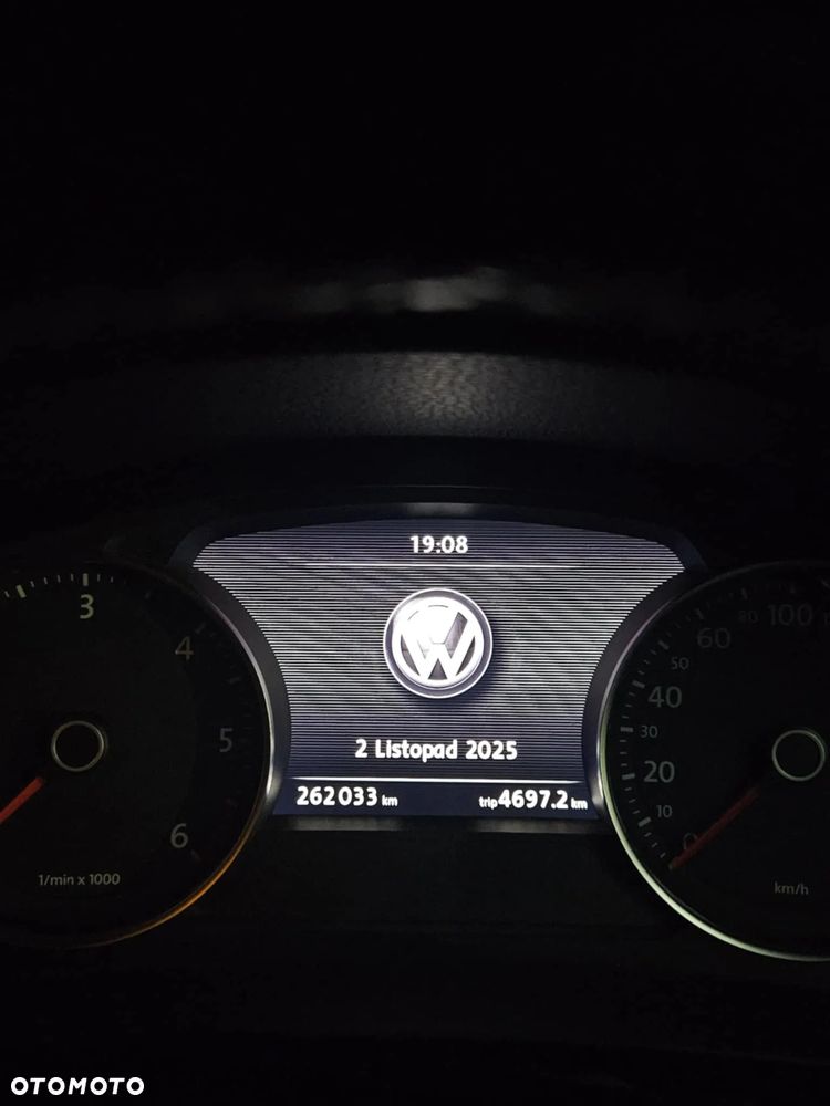 Volkswagen Touareg 3.0 V6 TDI BMT - 9