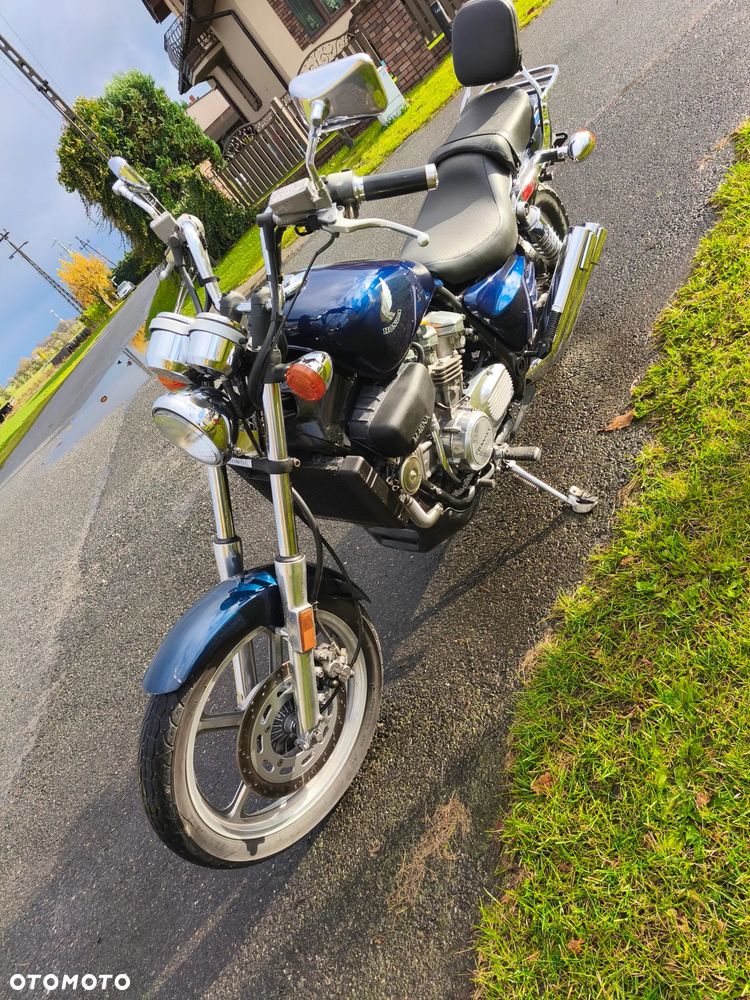 Honda VF - 6