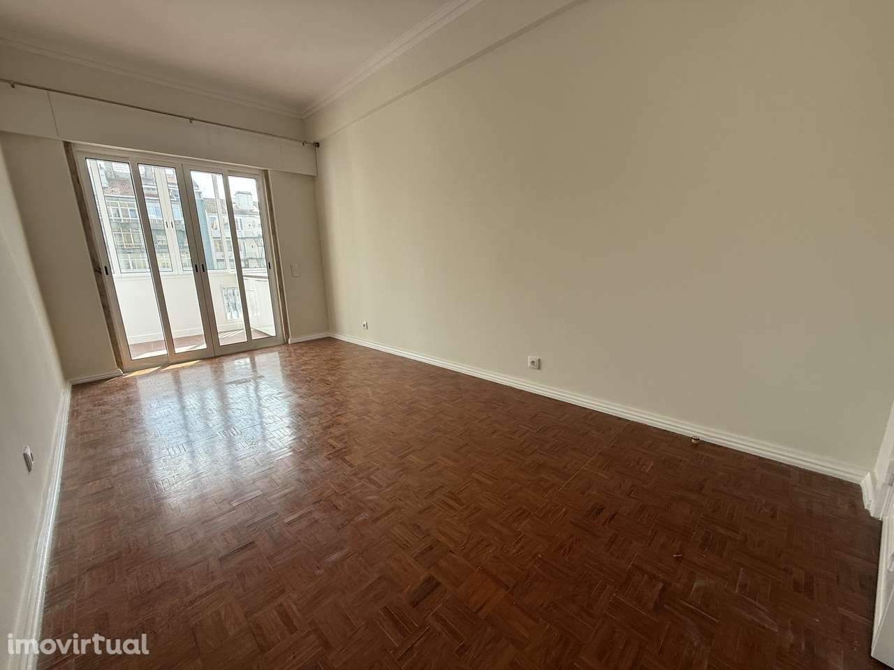 Renovado a estrear  T1 na melhor zona das Avenidas Novas - Grande imagem: 5/22