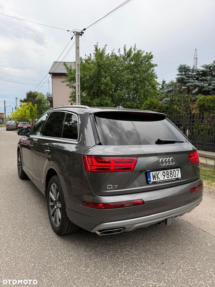 Audi Q7 - 6
