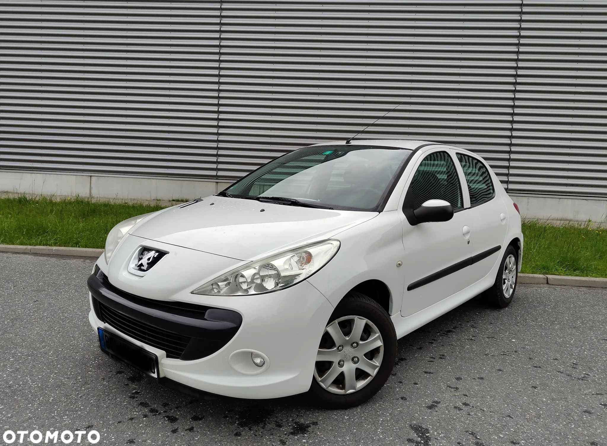 Peugeot 206 plus - 1