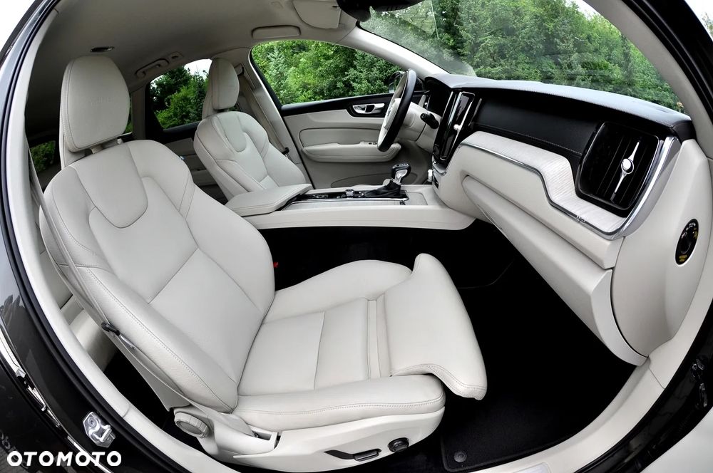 Volvo XC 60 D4 Inscription - 20