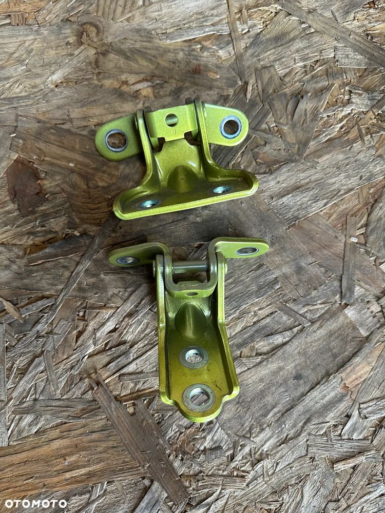 ZAWIASY DRZWI TYŁ PRAWY KOMPLET HYUNDAI KONA 17- - 2