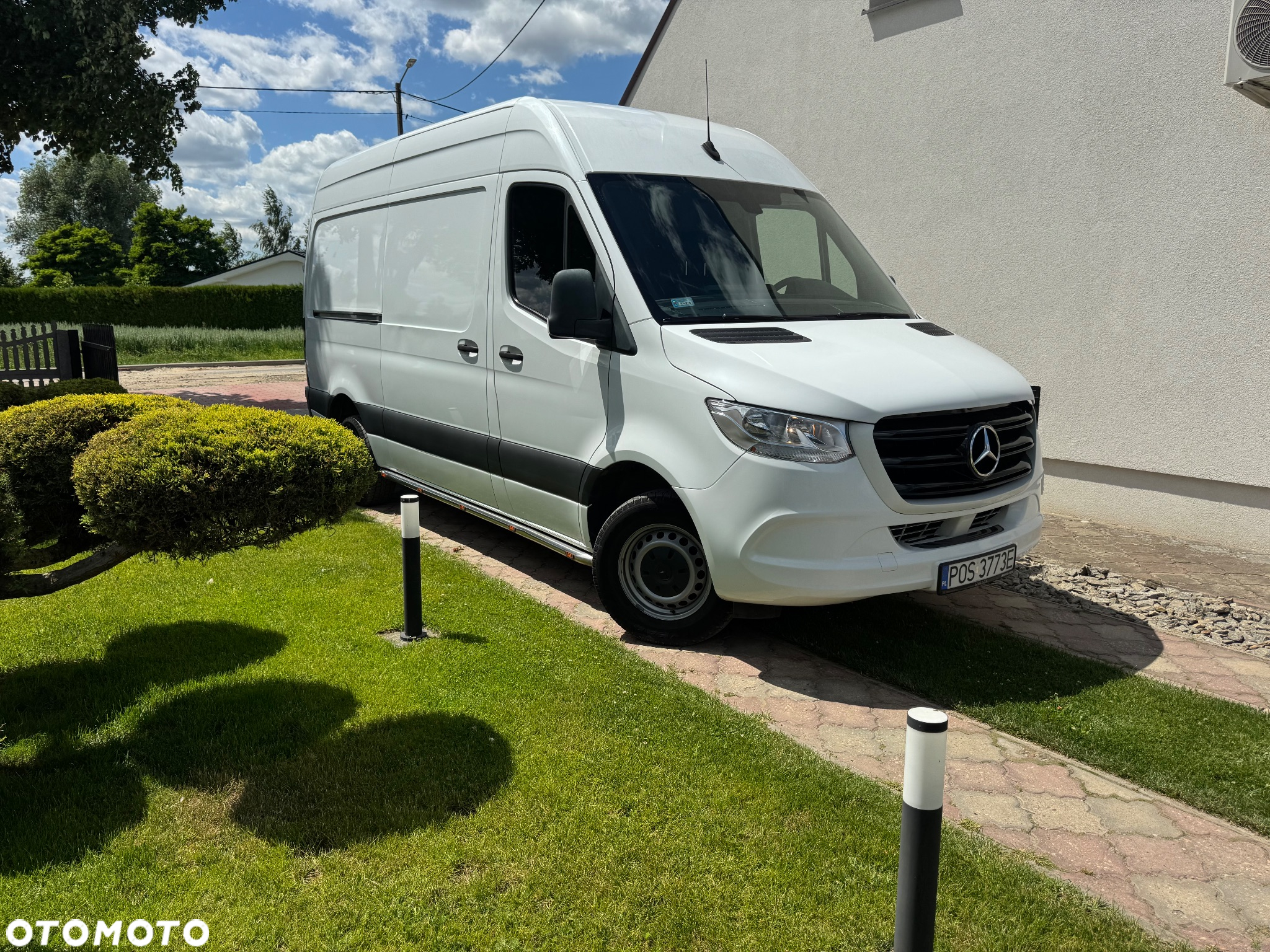 Mercedes-Benz Sprinter - 2
