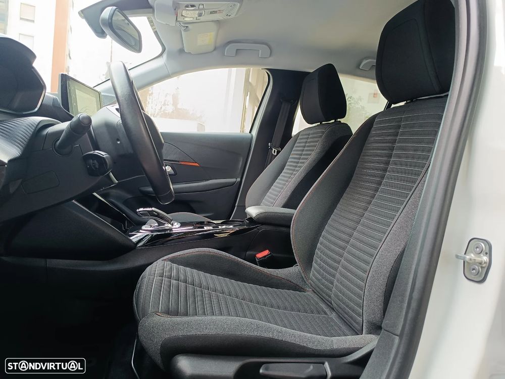 Peugeot e-208 50 kWh Active Pack - 8