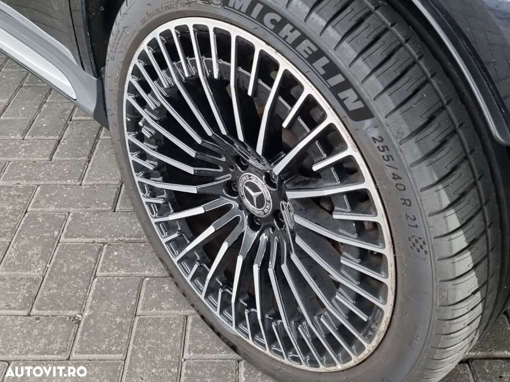 Mercedes-Benz EQC - 14