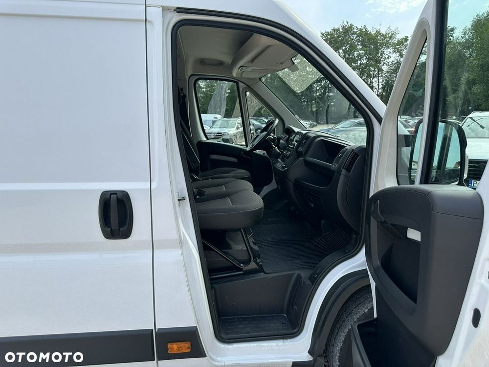 Opel Movano - 12