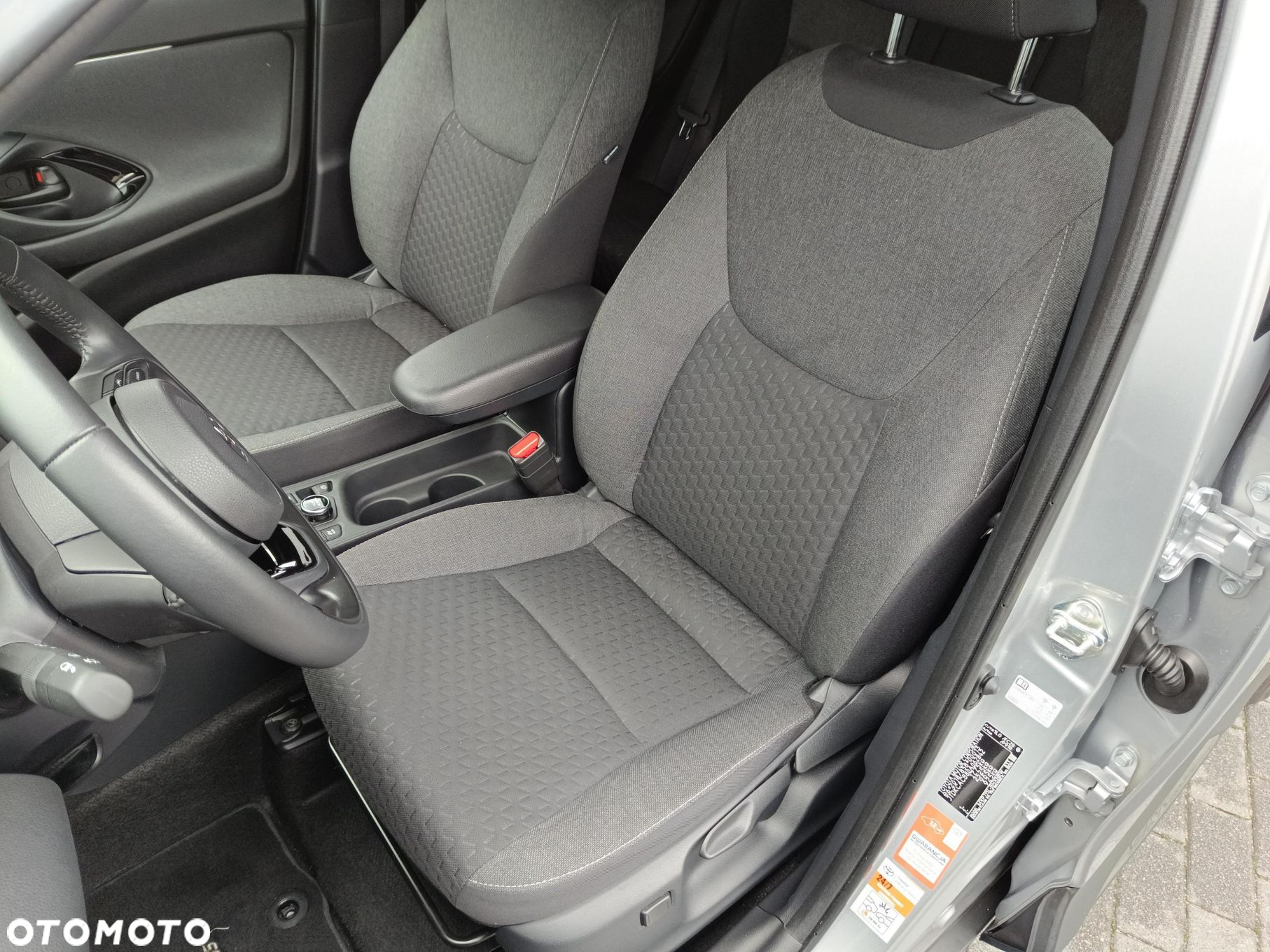 Toyota Yaris Cross Hybrid 1.5 Style AWD - 19