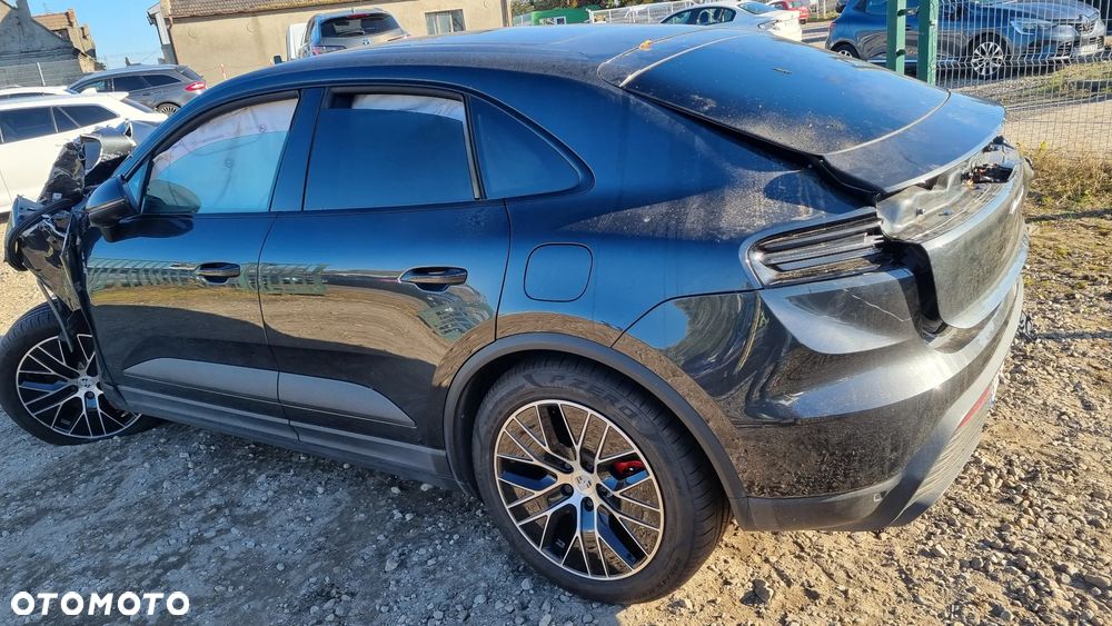 Porsche Macan 2024 photo 3