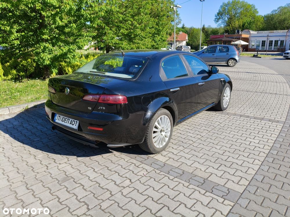 Alfa Romeo 159 - 2
