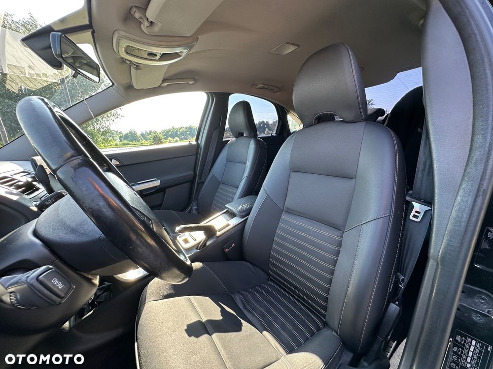 Volvo S40 T5 R-Design - 7