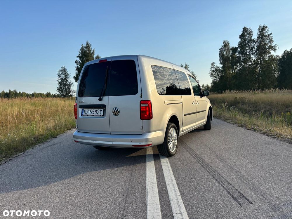Volkswagen Caddy Maxi 2.0 TDI Trendline DSG - 4