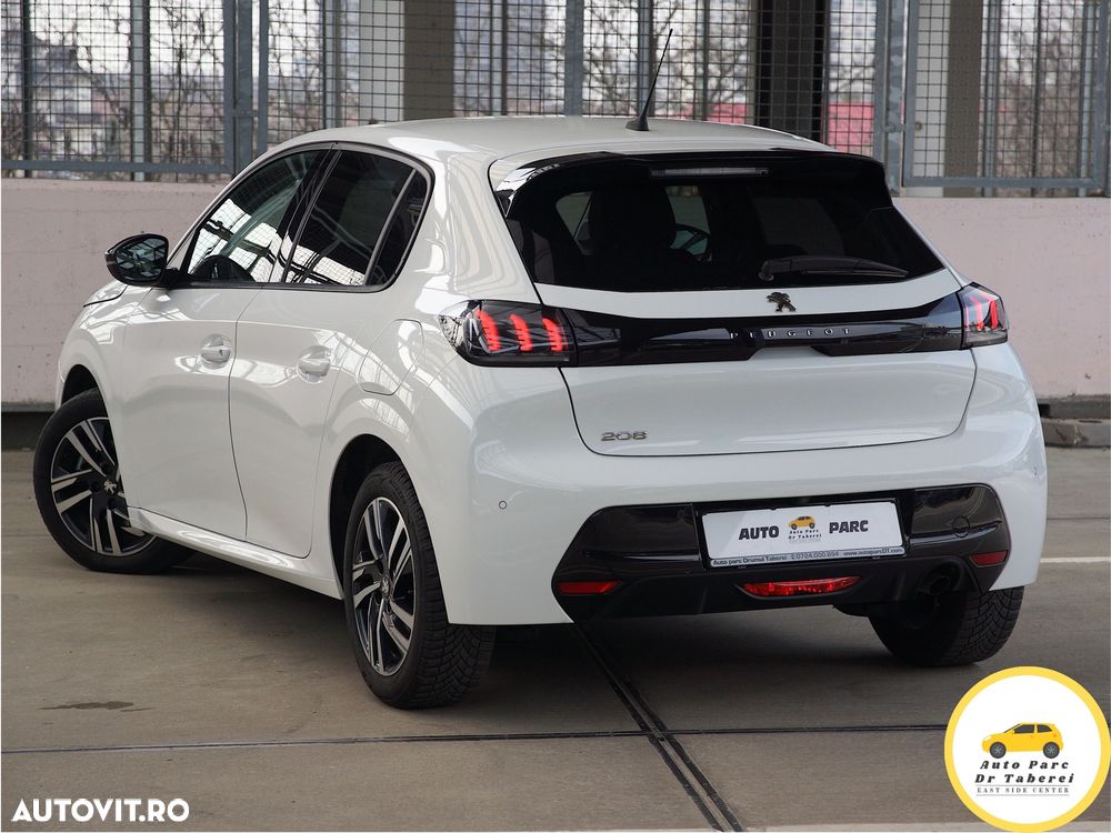 Peugeot 208 PureTech 100 EAT8 Allure Pack - 12
