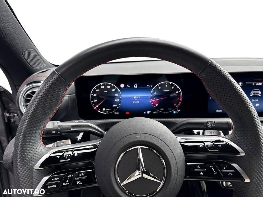 Mercedes-Benz CLA 200 MHEV Coupe - 8