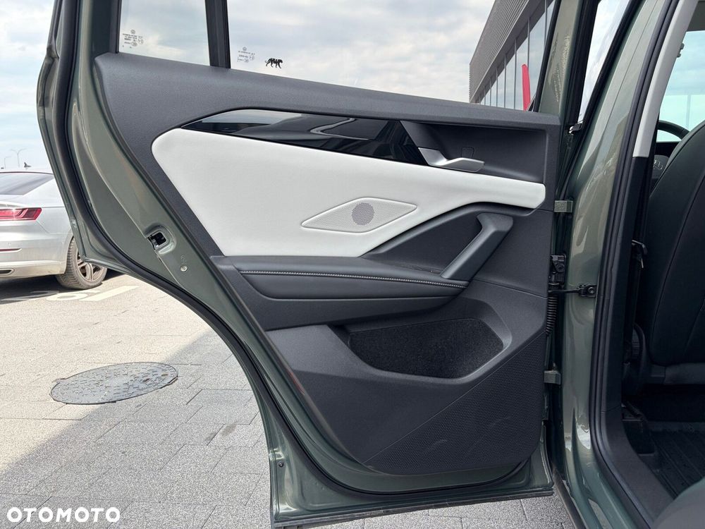 Volkswagen Tiguan - 21