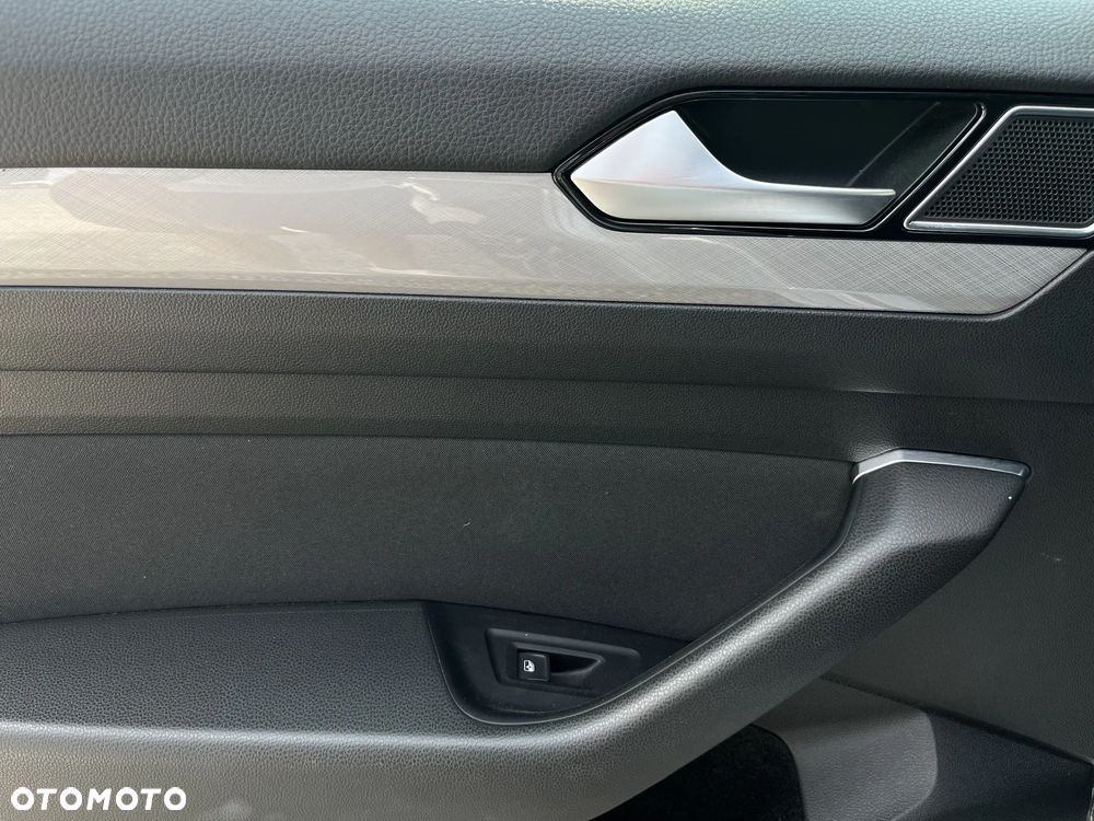 Volkswagen Passat 1.5 TSI EVO Business DSG - 29