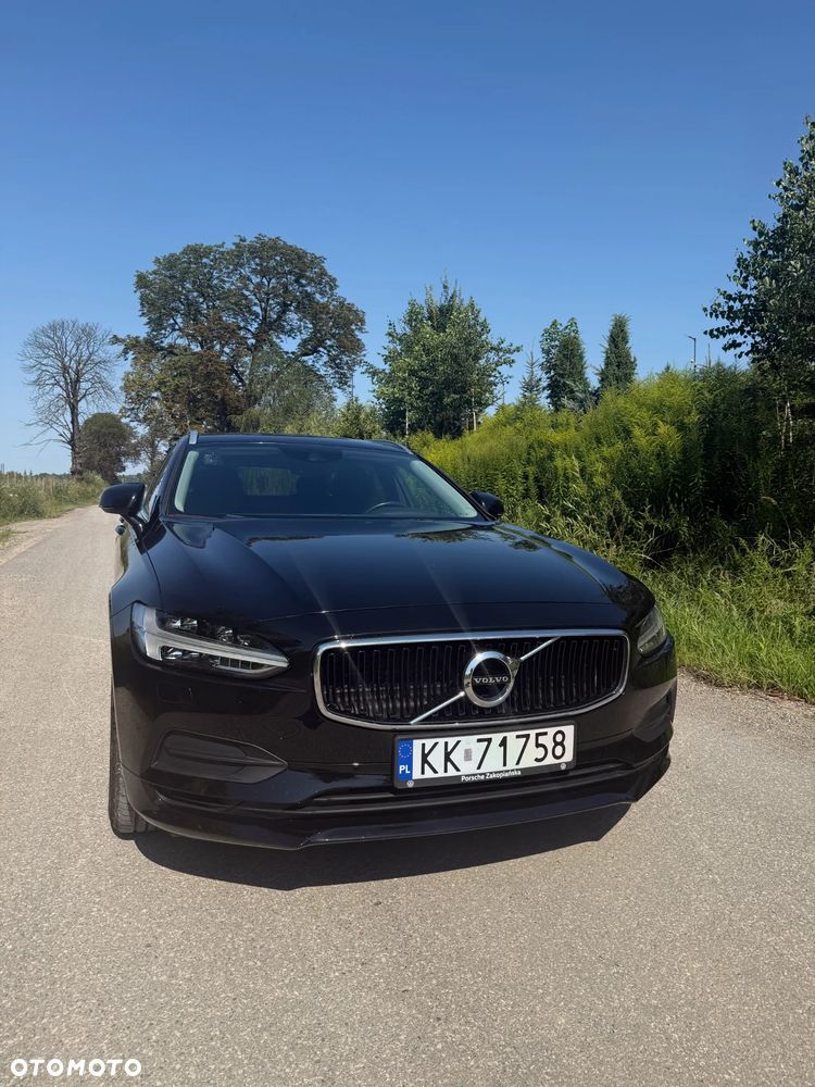 Volvo V90 D4 Momentum - 21