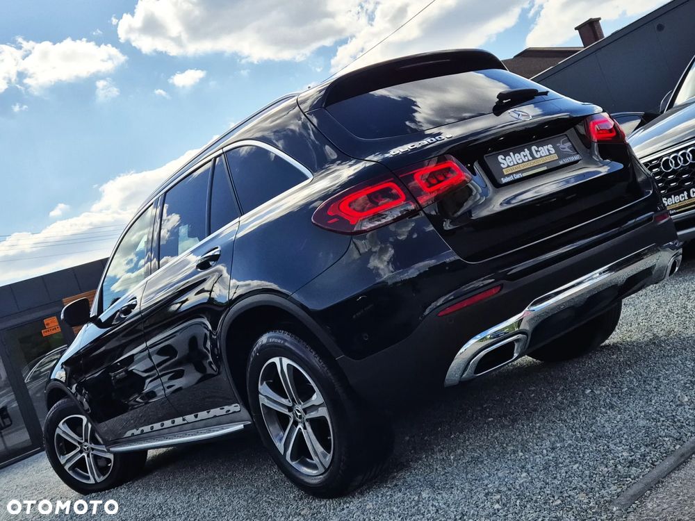 Mercedes-Benz GLC 300 e 4-Matic - 30
