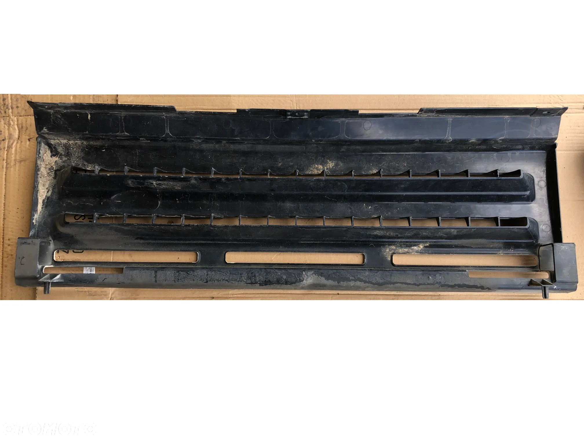 Grill atrapa chłodnicy Land Rover Discovery 1 I 300Tdi 1994-1998 - 2