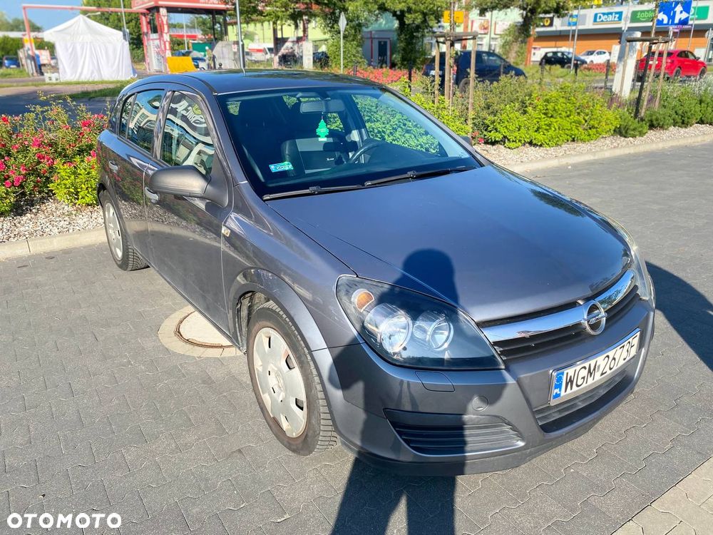 Opel Astra 1.9 CDTI DPF Edition - 17