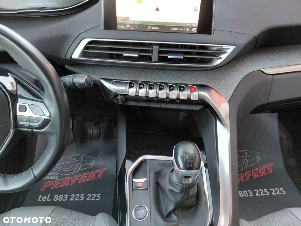 Peugeot 3008 - 23