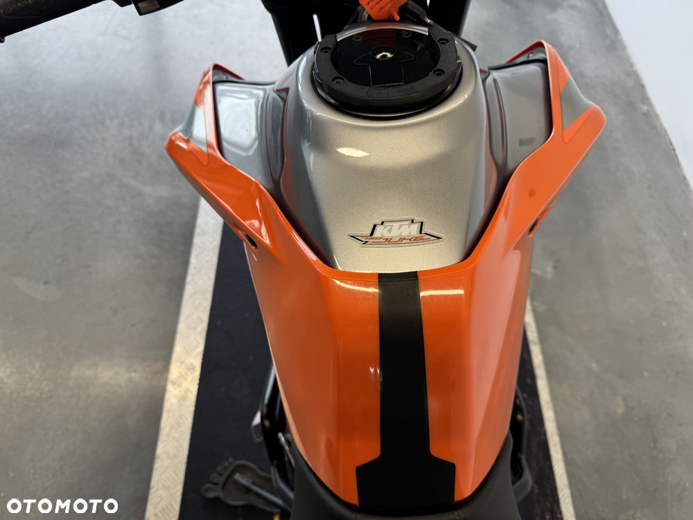 KTM Duke - 28