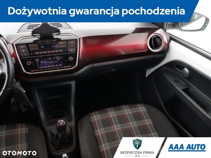 Volkswagen up! - 10
