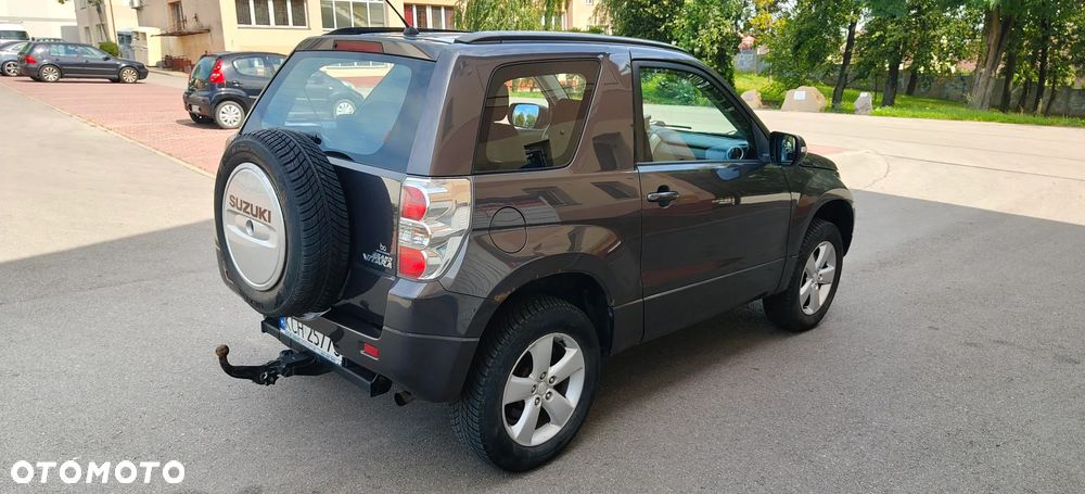 Suzuki Grand Vitara 2.4 Comfort - 4